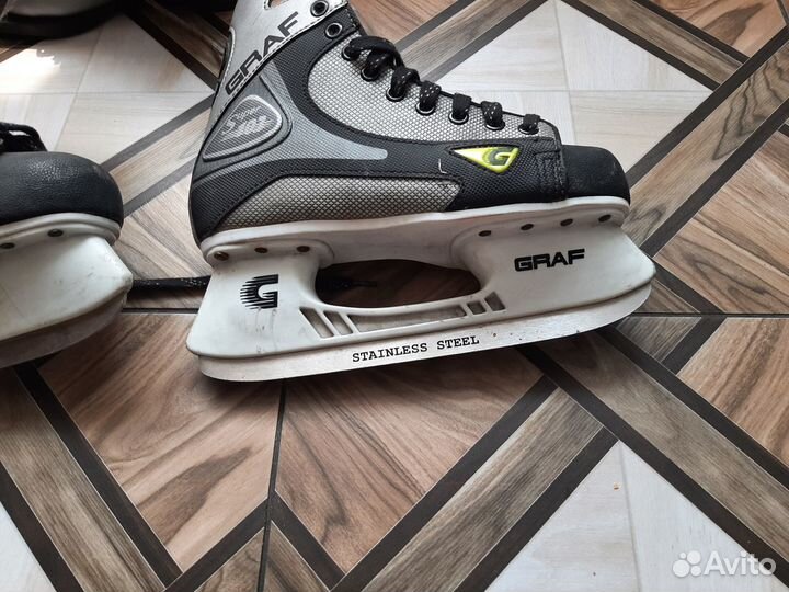 Продам коньки хоккейные