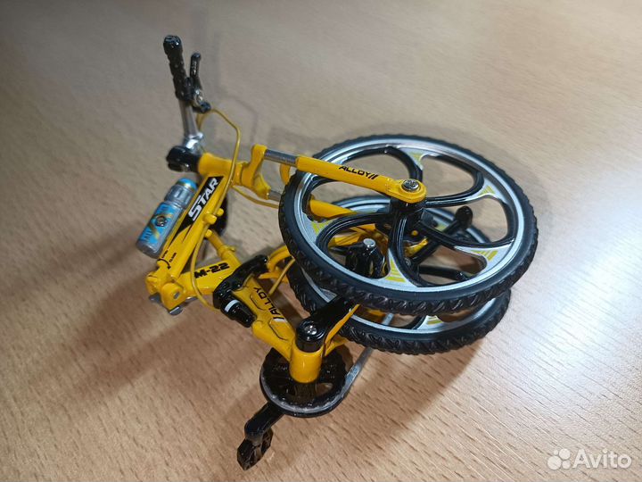 Модель велосипеда Mountain Matel bike