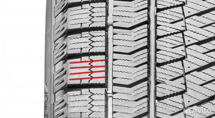 Bridgestone Blizzak Ice 215/65 R16 102S