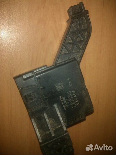 Блок управления кондиционером Toyota Rav4 ACA40