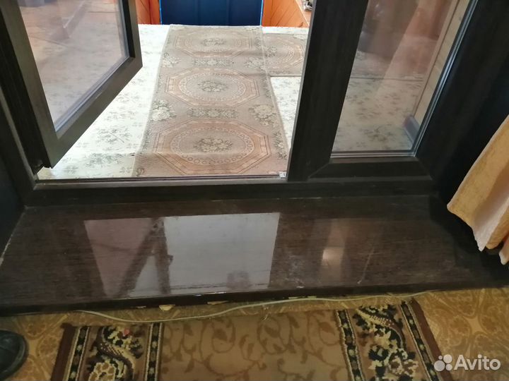 Дверь пластиковая входная