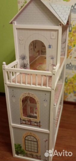 Детский кукольный домик