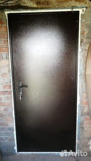 Дверь входная металлическая для дачи мет/мет