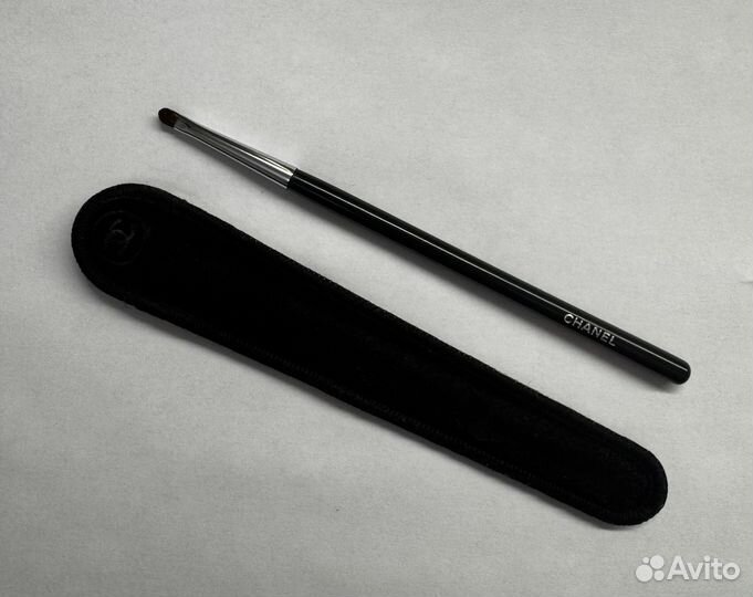 Кисть Chanel 14 eye contour