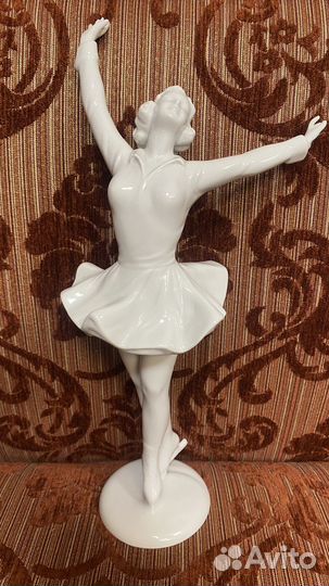 Девушка на коньках Германия