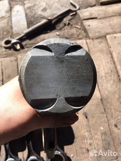 Поршень в сборе M54B22