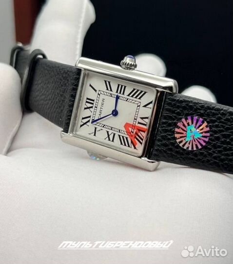 Часы женские Cartier Tank