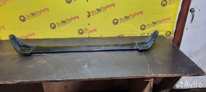 Спойлер на крышку багажника Mazda Tribute LX V6 3