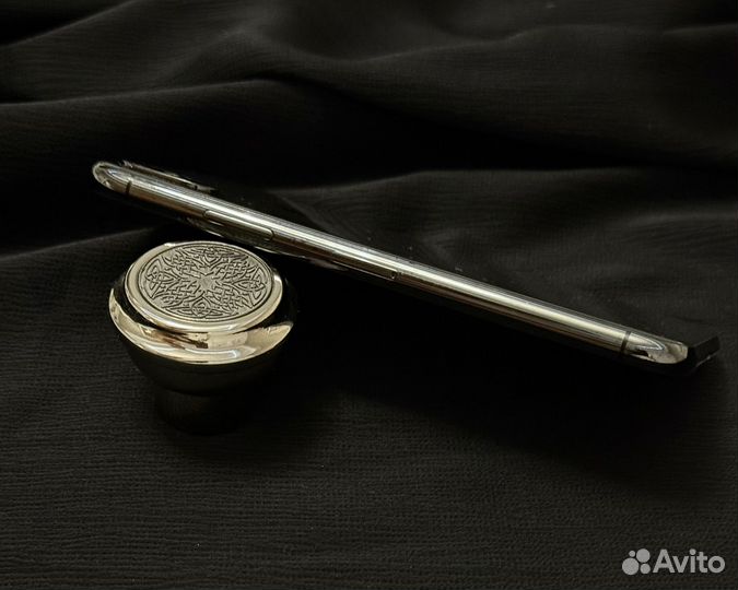 iPhone X, 256 ГБ