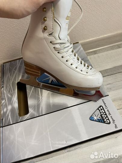 Фигурные коньки jackson elle разм 2,5С