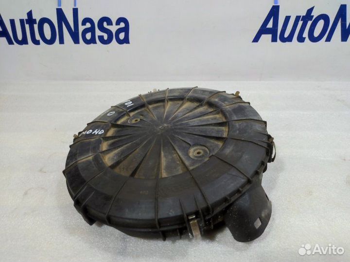 Корпус воздушного фильтра Audi 80 B3 1986-1991