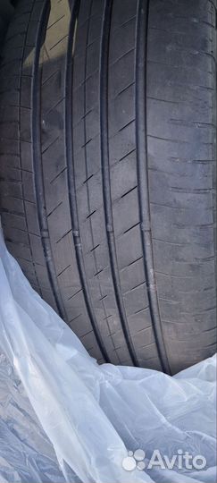 Goodyear EfficientGrip Performance 235/45 R18