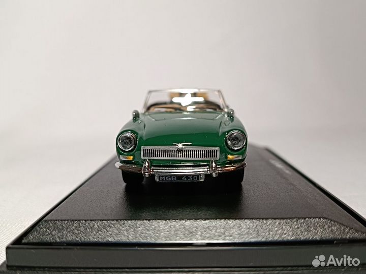 Модель MGB кабриолет 1:43 Cararama / Hongwell