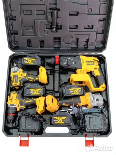 Набор инструментов 4в1 DeWalt