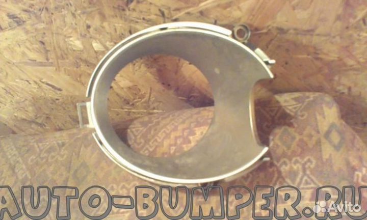 Mazda CX7 2007- Вставка птф правая