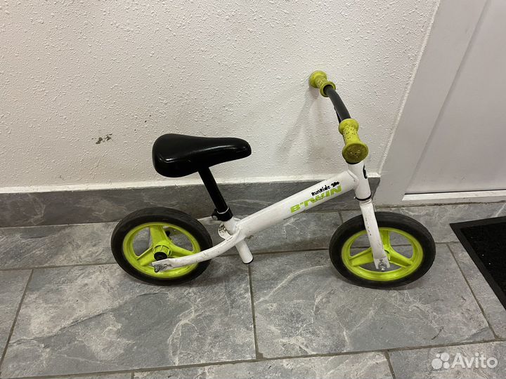 Беговел детский бу