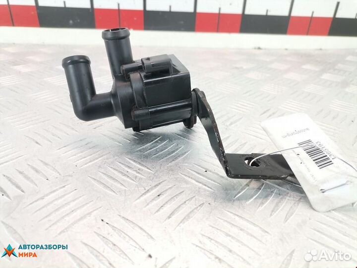 Насос антифриза дополнительный Skoda Octavia