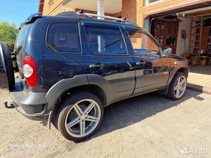 Chevrolet Niva, 2013