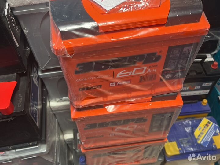 Аккумулятор автомобильный 60