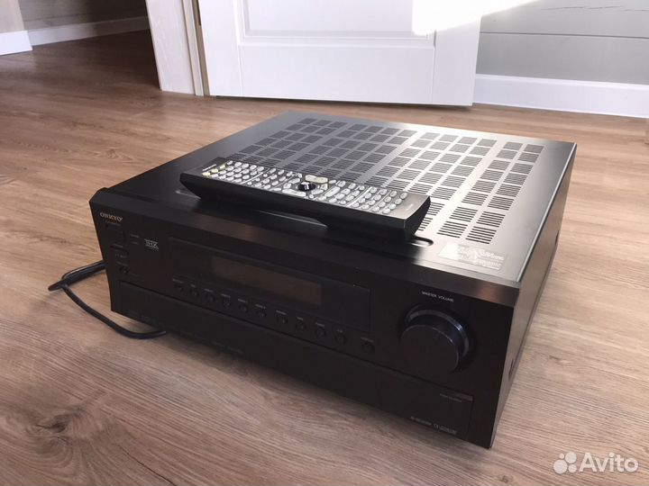 Ресивер onkyo TX-SR803E
