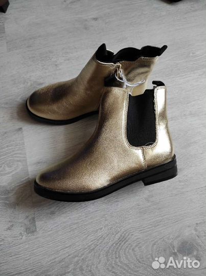 Обувь Zara 33 кроссовки ботинки