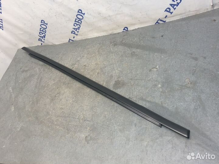 Бархотка наруж зад лев двер Focus 3