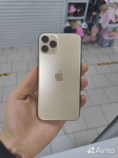 iPhone 11 Pro, 64 ГБ