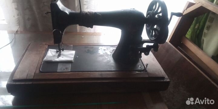 Швейная машинка зингер антикварная
