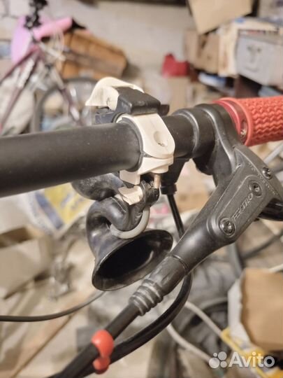 Пневматический сигнал (гудок ) на велосипед