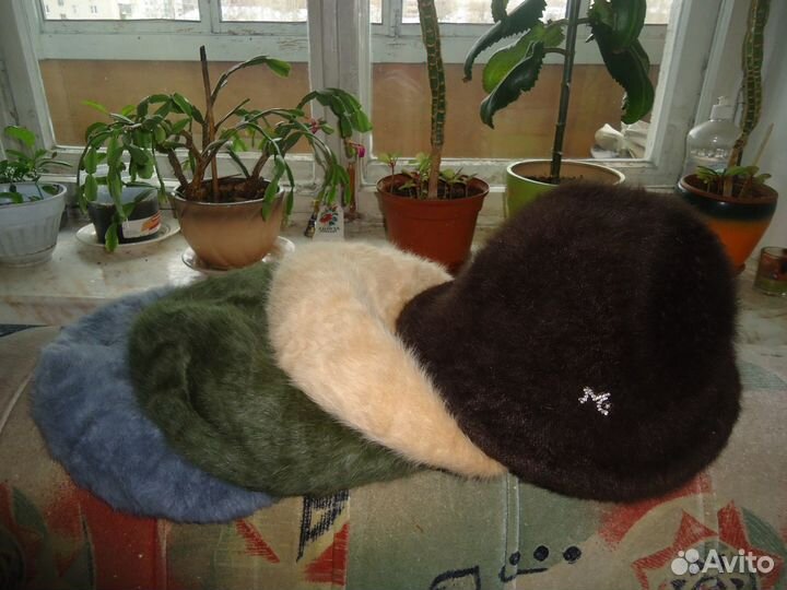 Женские береты для весны и осени