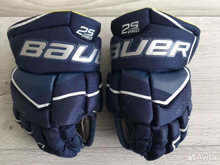 Краги хоккейные