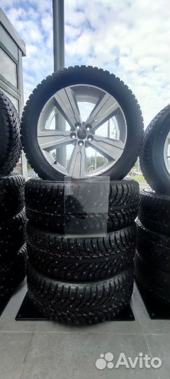 Колеса в сборе на Audi Q7 (4M)