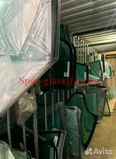 Стекло лобовое верхнее на автогрейдер xcmg GR215A