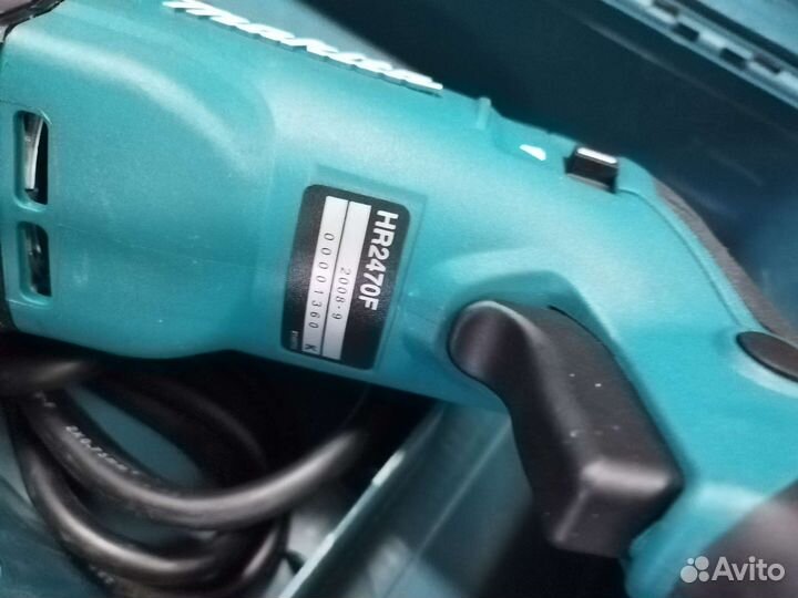 Перфоратор Сетевой makita новый 2470