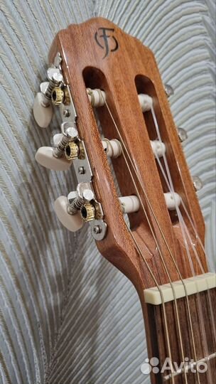 Классическая гитара 3 4