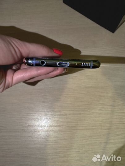 Samsung Galaxy S10e Оникс