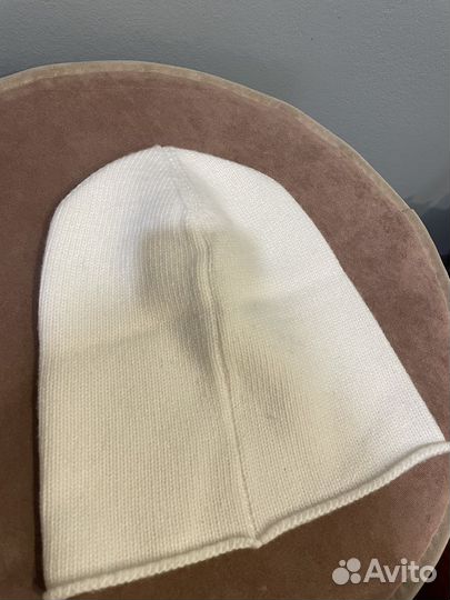 Шапка демисезонная женская