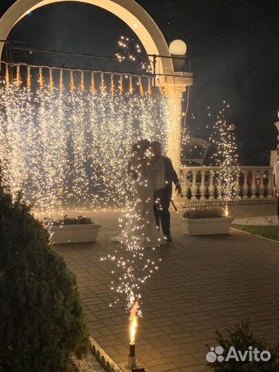 Салюты, фейерверки, петарды, пиротехника