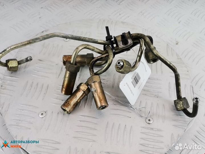 Трубка топливная Nissan X-Trail T30 2004