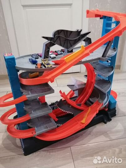 Hot wheels гараж