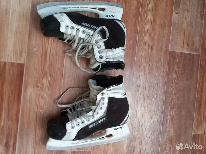 Хоккейные коньки bauer