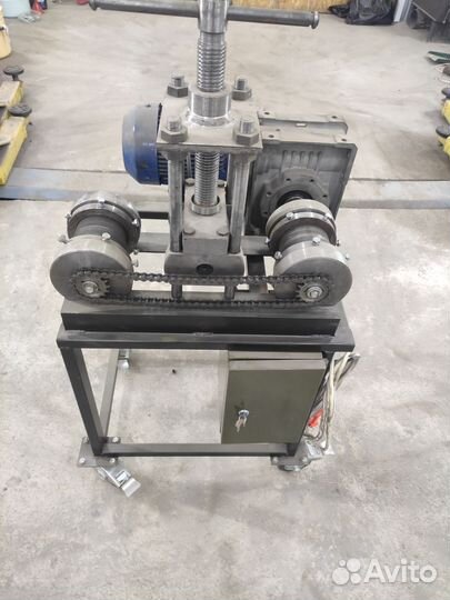 Профилегибочный станок