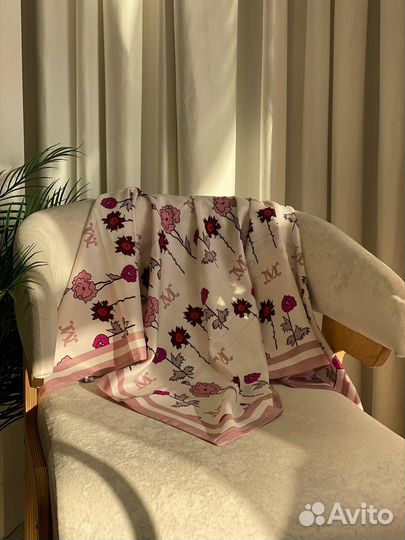 Платок Max Mara