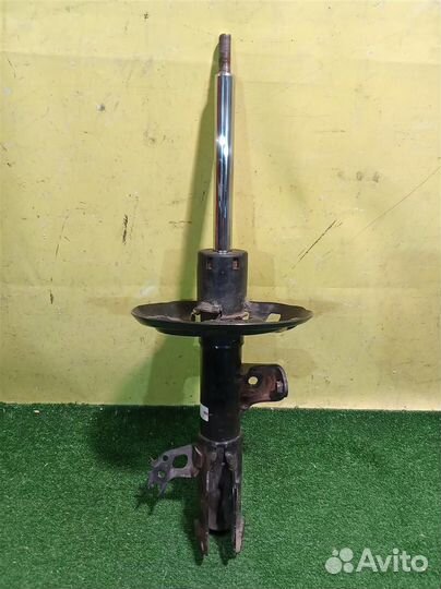 Амортизатор передний левый Toyota Camry V70 2017