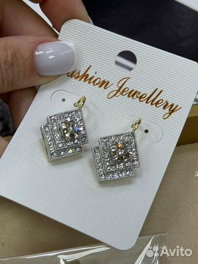 Серьги медицинское золото ромб