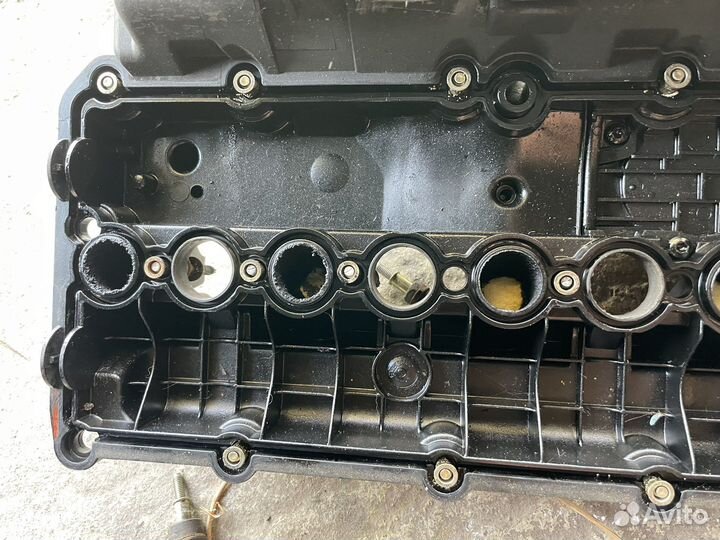 Клапанная крышка M57 256d1 306d1