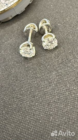 Роскошные пусеты 1 карат