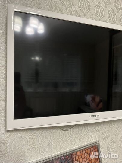 Телевизор samsung