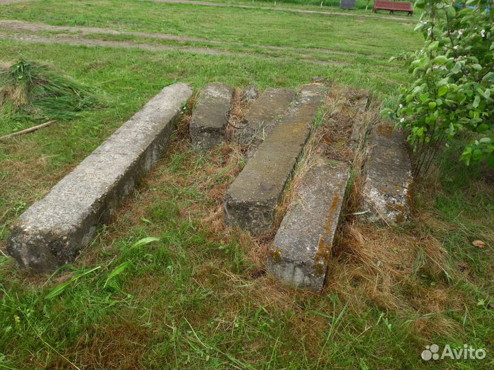 Отдам бетонные столбы