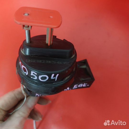 Мерседес 202 замок лючка топливного бака